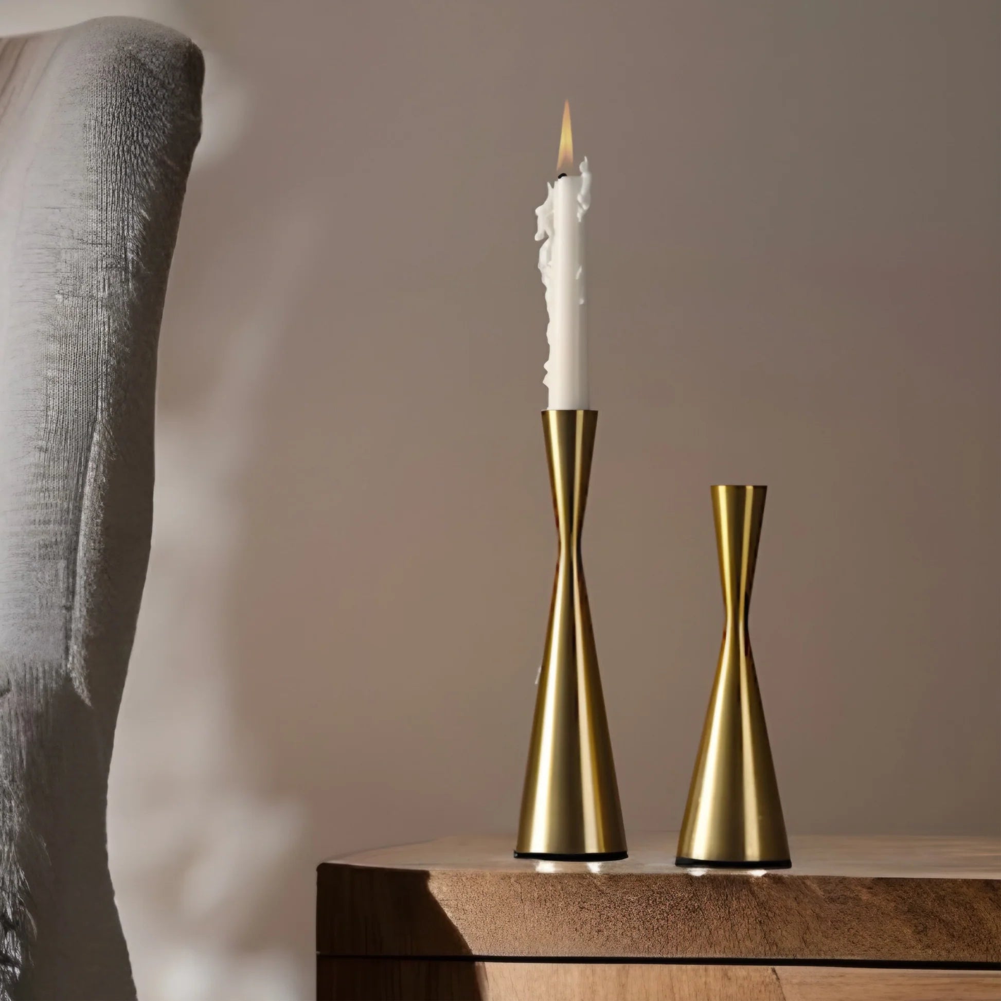Sleek & Stylish Golden Radiance Candlesticks set